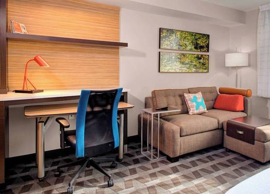 TownePlace Suites by Marriott Parkersburg 1