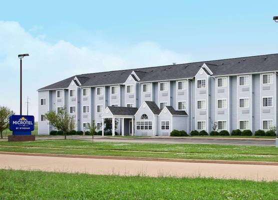 Microtel Inn by Wyndham Champaign 1