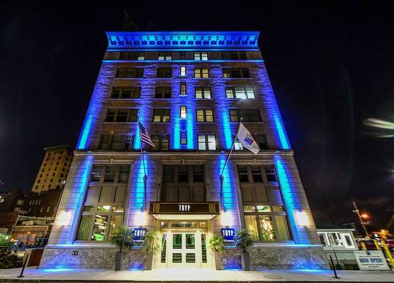 TRYP by Wyndham Newark Downtown 1