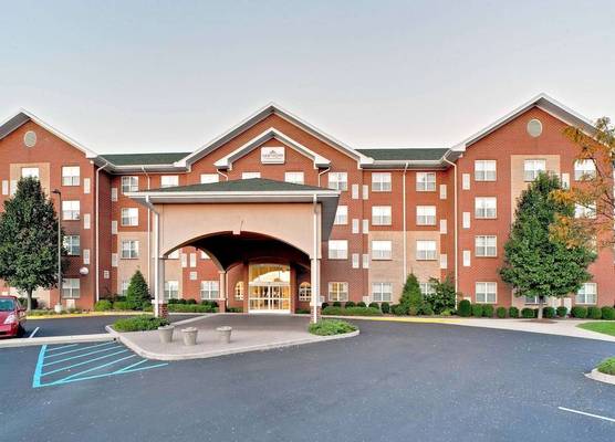 Hawthorn Suites by Wyndham Louisville East 1