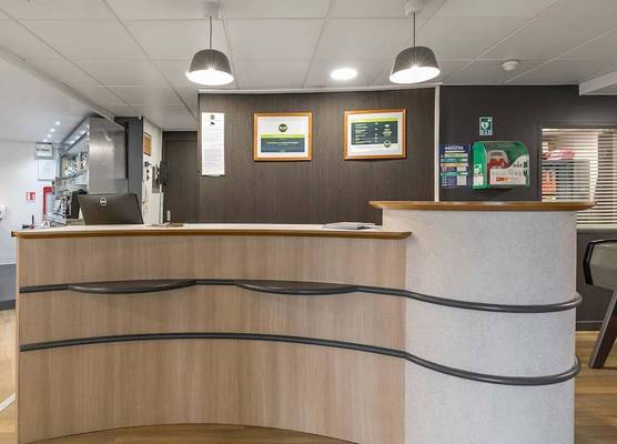 B&B HOTEL Rouen Centre Rive Gauche 1
