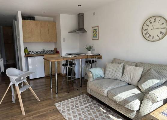 Trees Dale lodge - Small 2 Bedroom Apartment 1