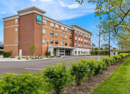 Tru By Hilton Middleburg Heights Cleveland Airport 1
