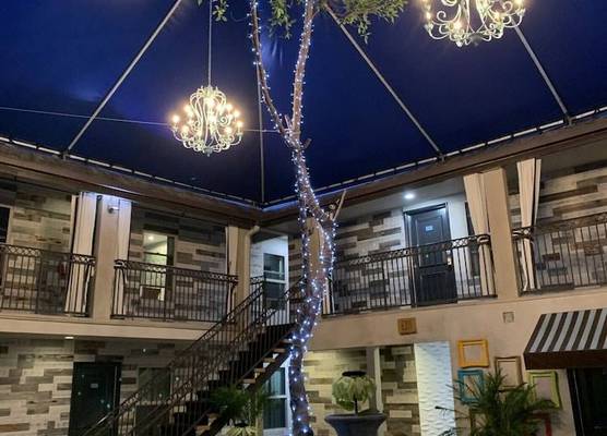 L.A. Sky Boutique Hotel 1