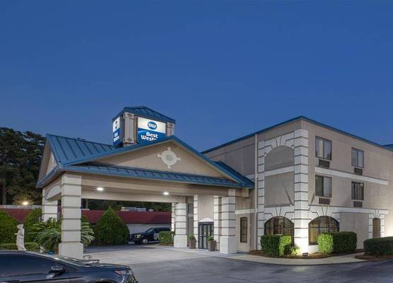 Best Western Executive Inn & Suites 1
