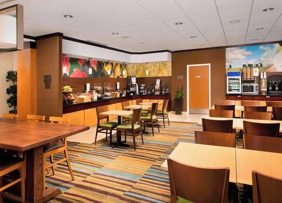 Fairfield Inn & Suites-Washington DC 1