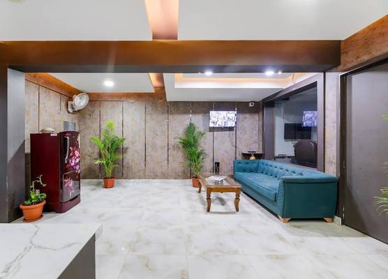 Diamond Suites Service Apartment 1