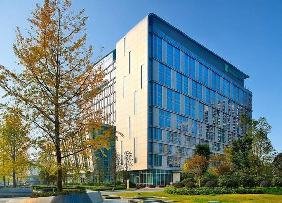Holiday Inn Express Chengdu Wenjiang Hotspring by IHG 1