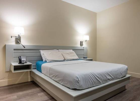 Leelas Villa Inn Flesherton 1