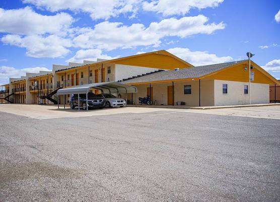 Duncan Inn by OYO, OK - Hwy 81 Near Chisholm Casino 1
