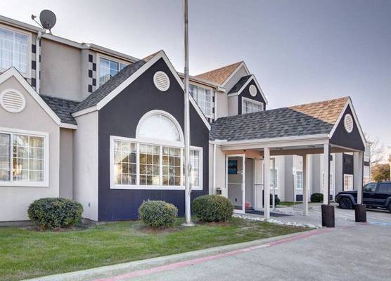 Rodeway Inn & Suites Lewisville I-35 1
