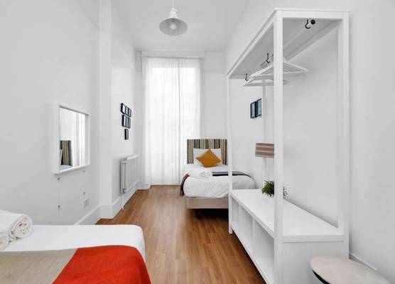 Bedford Place Hostels 1