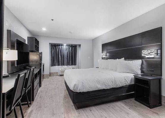 Baymont by Wyndham San Antonio Downtown 1