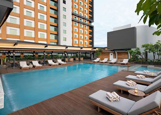 Mövenpick Hotel Jakarta City Centre 1