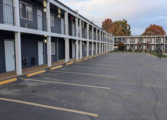 Days Inn by Wyndham Champaign/Urbana 1