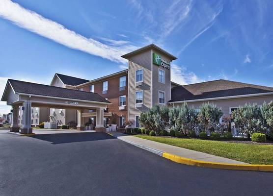 Holiday Inn Express & Suites COLUMBUS SE - GROVEPORT by IHG 1