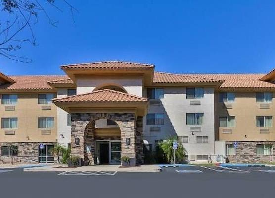 Wingate by Wyndham Chandler Phoenix 1