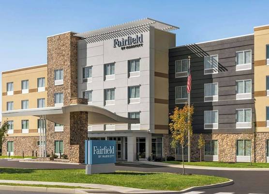 Fairfield by Marriott Inn & Suites Bethlehem Lehigh 1