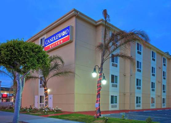 Candlewood Suites LAX HAWTHORNE by IHG 1