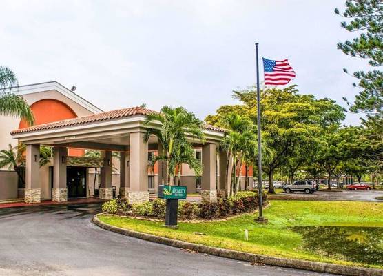 Quality Suites Fort Myers I-75 1