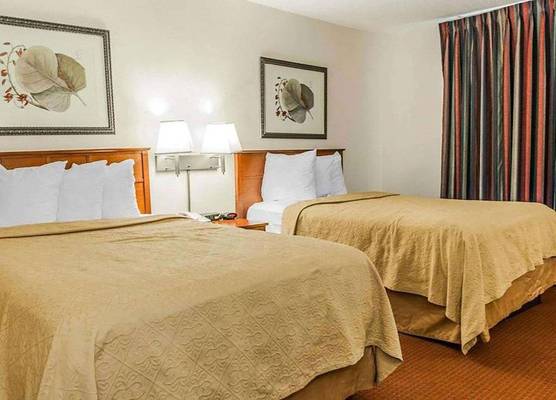 Baymont by Wyndham Indianapolis East 1