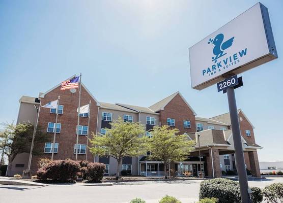 Parkview Inn & Suites, Lancaster Amish Country, PA 1