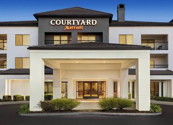 Courtyard by Marriott Roseville 1