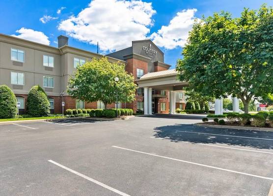 Country Inn & Suites by Radisson, Elizabethtown, KY 1