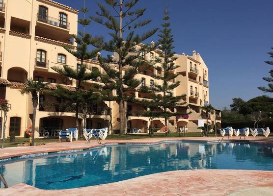 Apartamentos El Toro 1