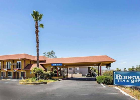 Rodeway Inn & Suites Canyon Lake-Menifee West 1