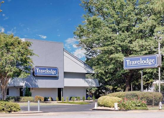 Travelodge by Wyndham College Park 1