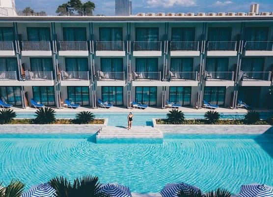 Seabed Grand Hotel Phuket 1