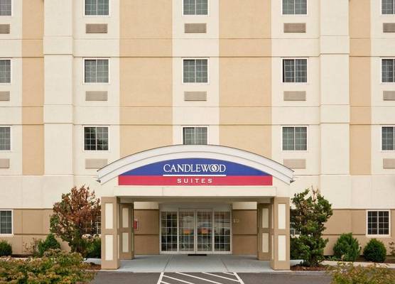 Candlewood Suites WEST SPRINGFIELD by IHG 1