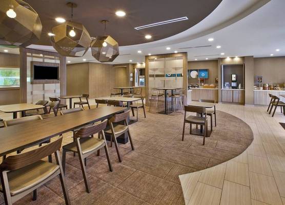 SpringHill Suites by Marriott Pittsburgh Butler/Centre City 1