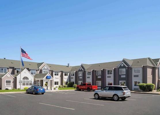 Baymont by Wyndham Boardman 1