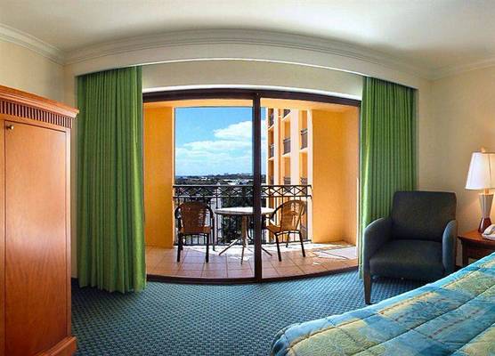 The Atlantic Suites on the Avenue 1