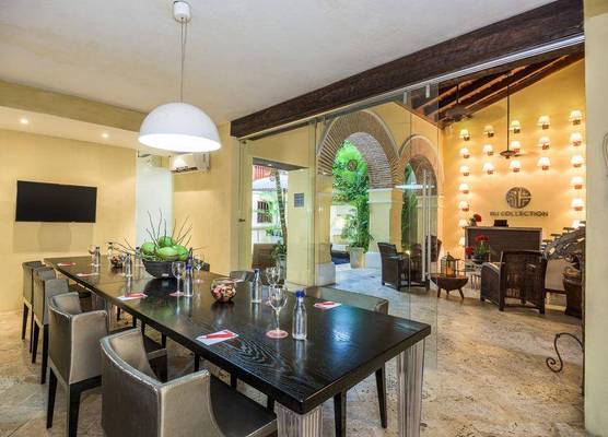 Royal La Merced 1