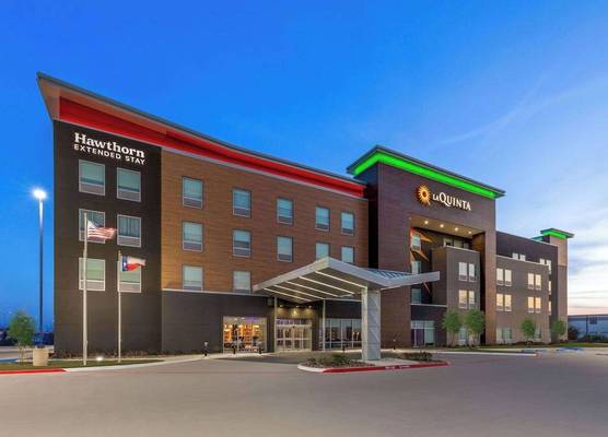 Hawthorn Extended Stay by Wyndham DeSoto 1