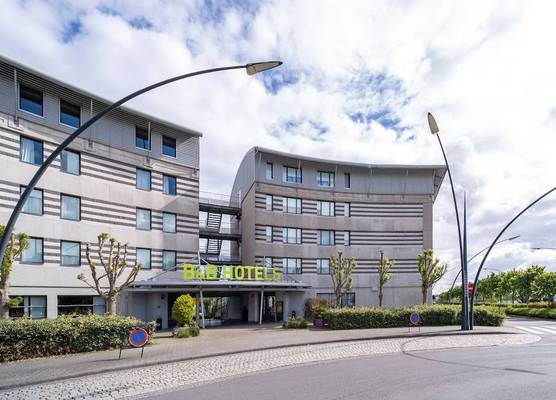 B&B HOTEL Calais Terminal Cité Europe 4 étoiles 1