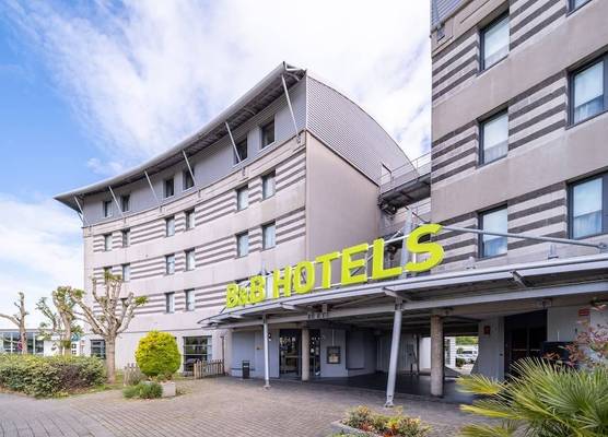 B&B HOTEL Calais Terminal Cité Europe 3 étoiles 1