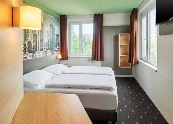 B&B Hotel Frankfurt-West 1