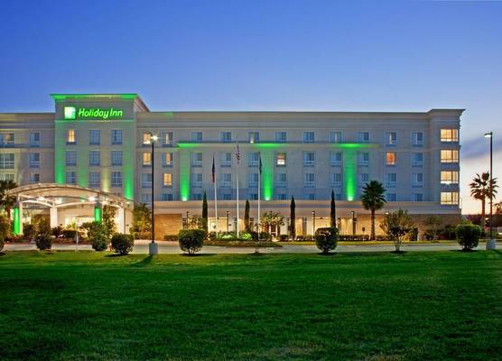 Holiday Inn & Suites COLLEGE STATION-AGGIELAND by IHG 1