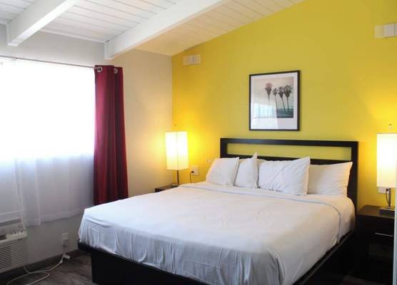 Sunset Inn 1