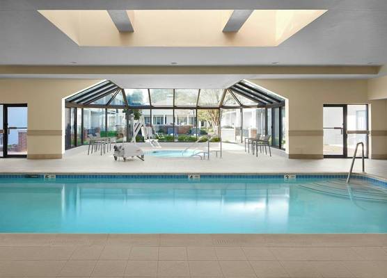 Courtyard by Marriott Annapolis 1