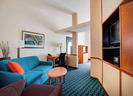 Fairfield Inn & Suites by Marriott Clermont 1