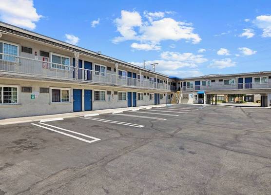 Studio 6 Rosemead, CA 1