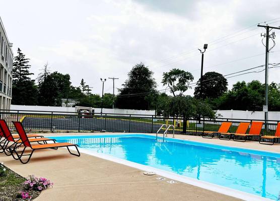 Baymont Inn & Suites by Wyndham Columbus near OSU 1