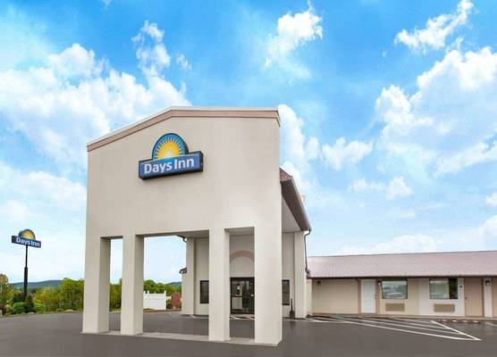 Days Inn by Wyndham Grantville 1