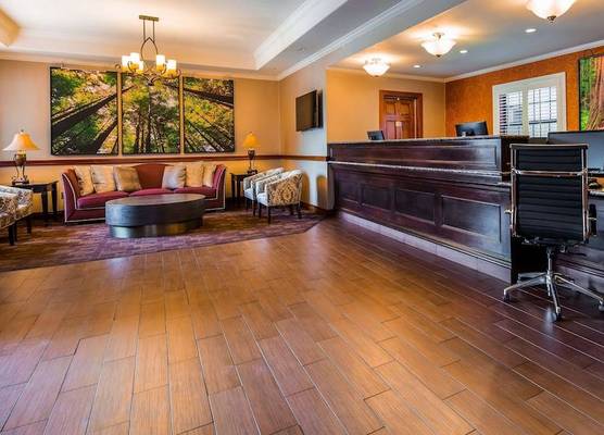 Best Western Plus Humboldt House Inn 1