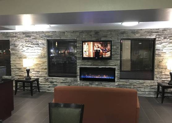 Holiday Inn Express LONDON-I-70 by IHG 1